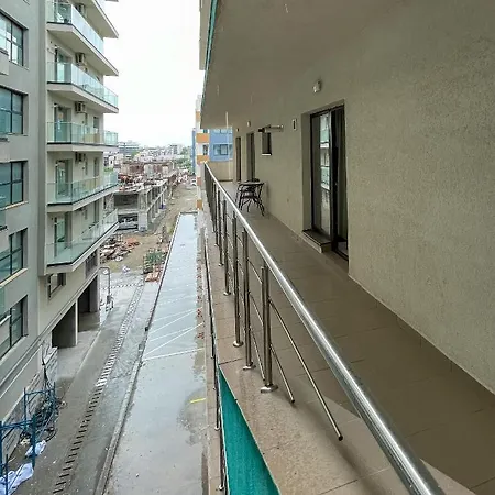 Apartament Hugo - Bychoice 아파트